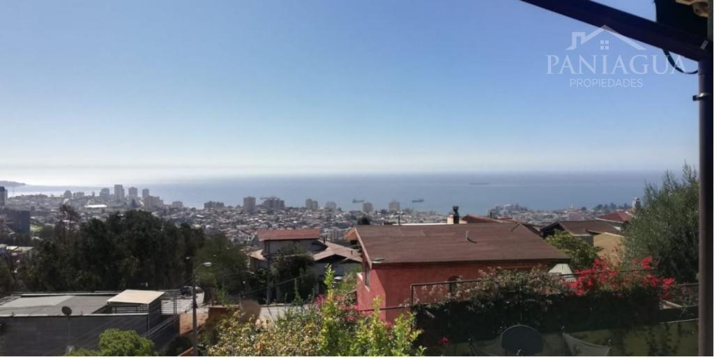 Casa en venta sector residencial de Gregorio Marañon en Viña del Mar.