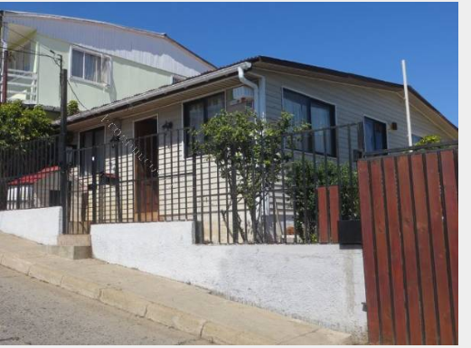 Casa en venta con amplio terreno, Cerro Placeres Valparaiso.