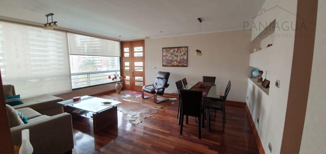Gran departamento en venta, Vitacura.