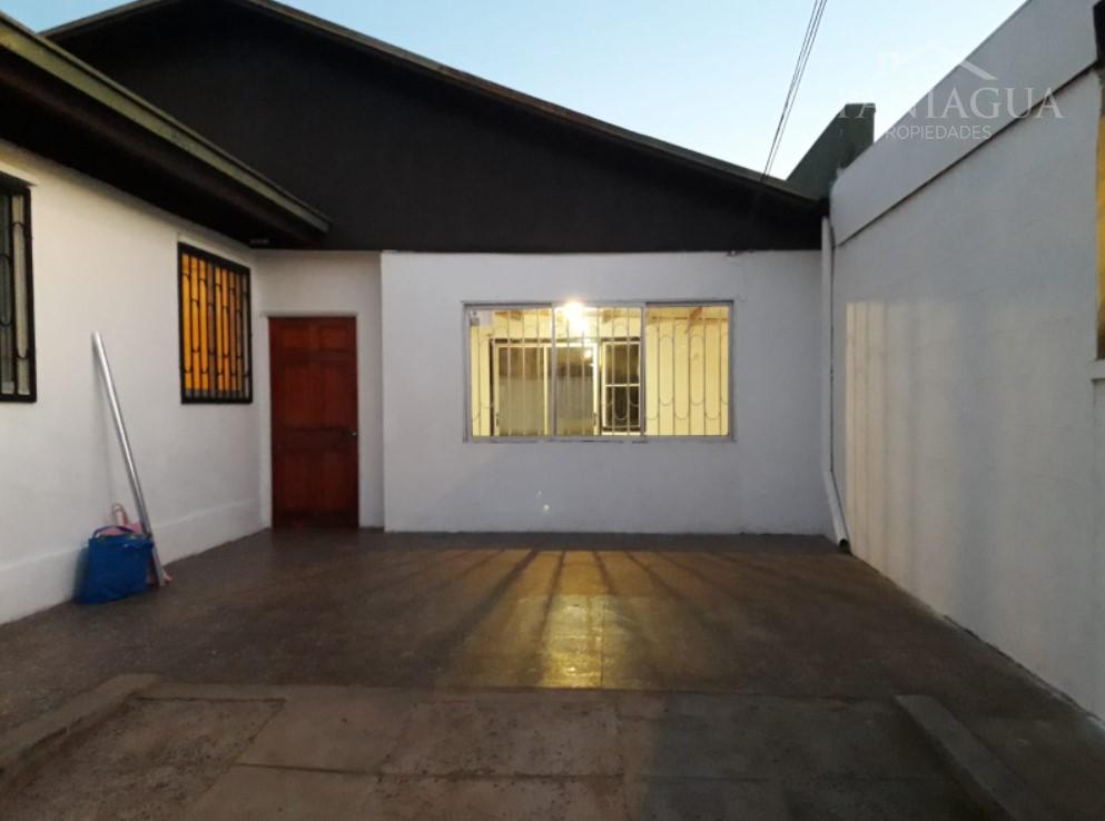 Casa en venta, Sector Villa Berlin Cerro Placeres.