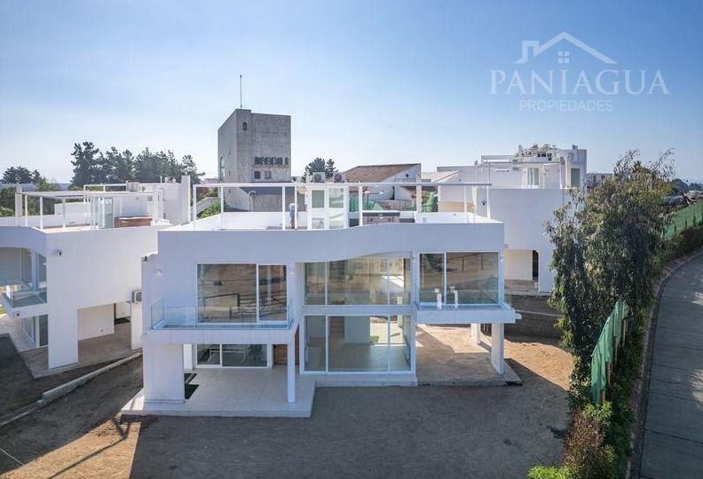 Casas nuevas en venta, Condominio Marbella del Pacifico.