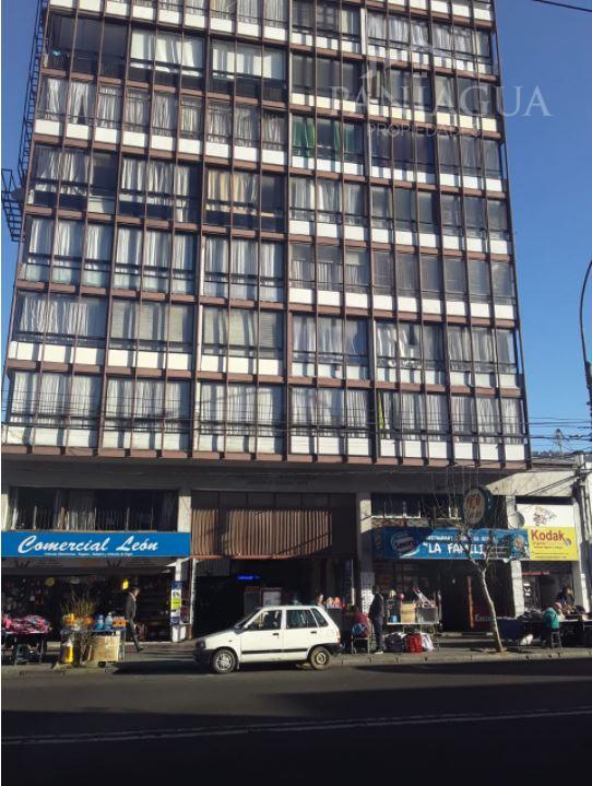 Departamento antiguo en venta, avenida pedro Montt Valparaiso.