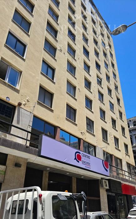 Arrienda departamento con 3 oficinas 